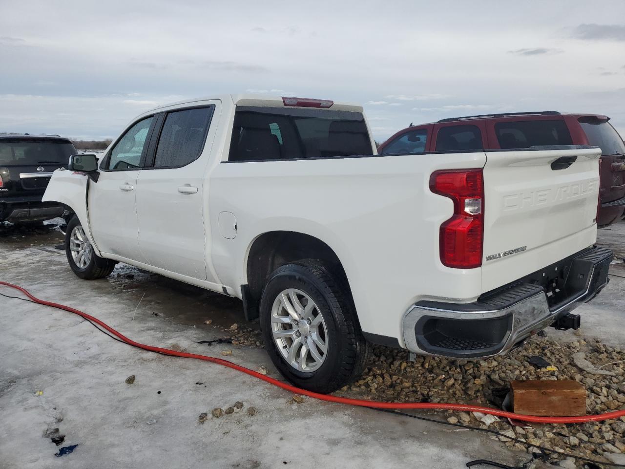 2021 CHEVROLET SILVERADO - Фото 2
