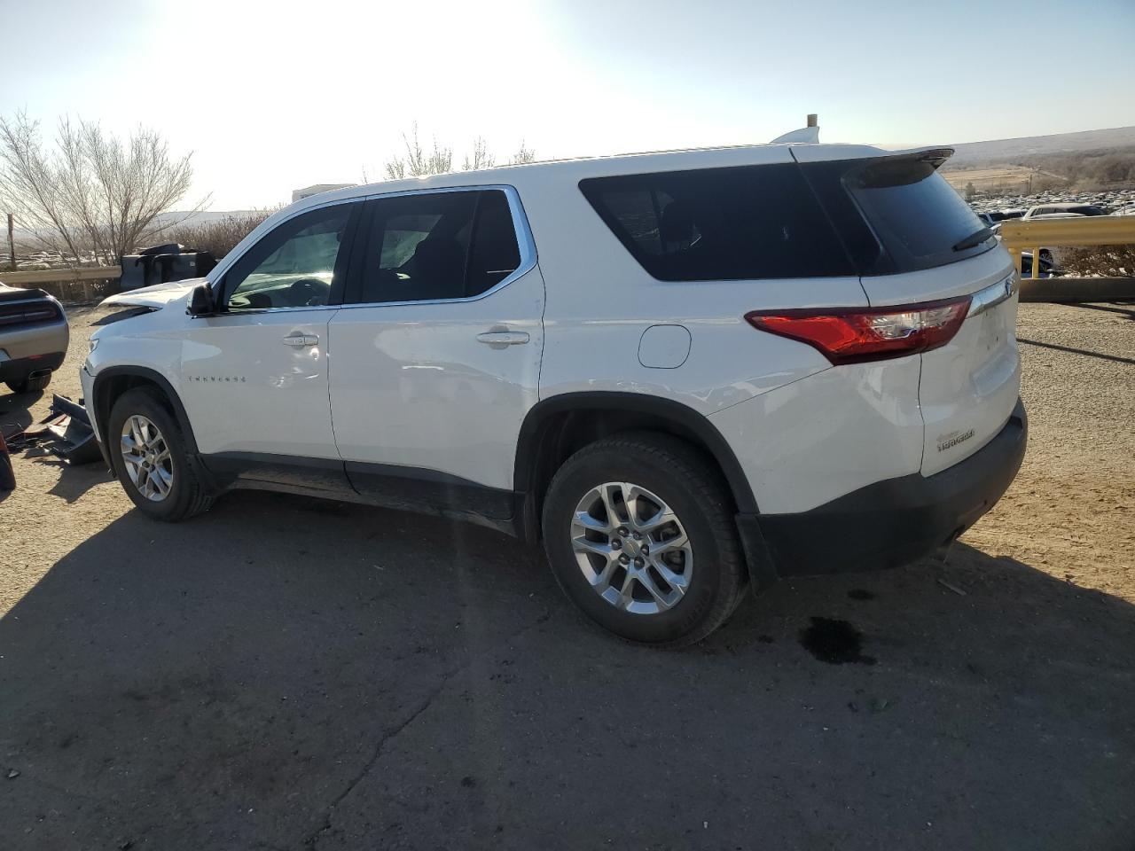 2018 CHEVROLET TRAVERSE L - Фото 2
