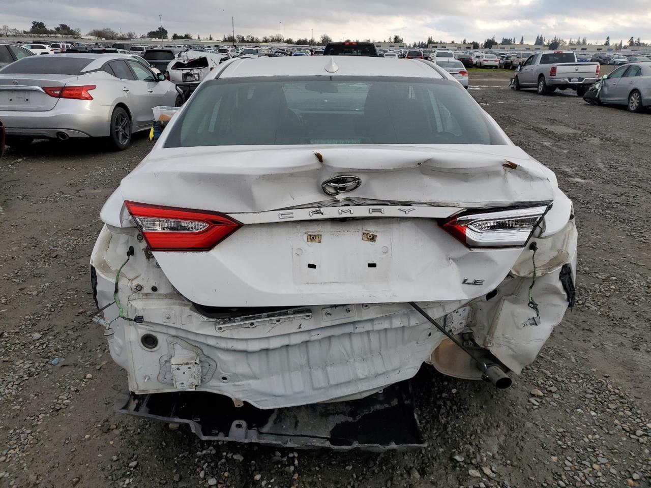 2020 TOYOTA CAMRY LE - Image 6