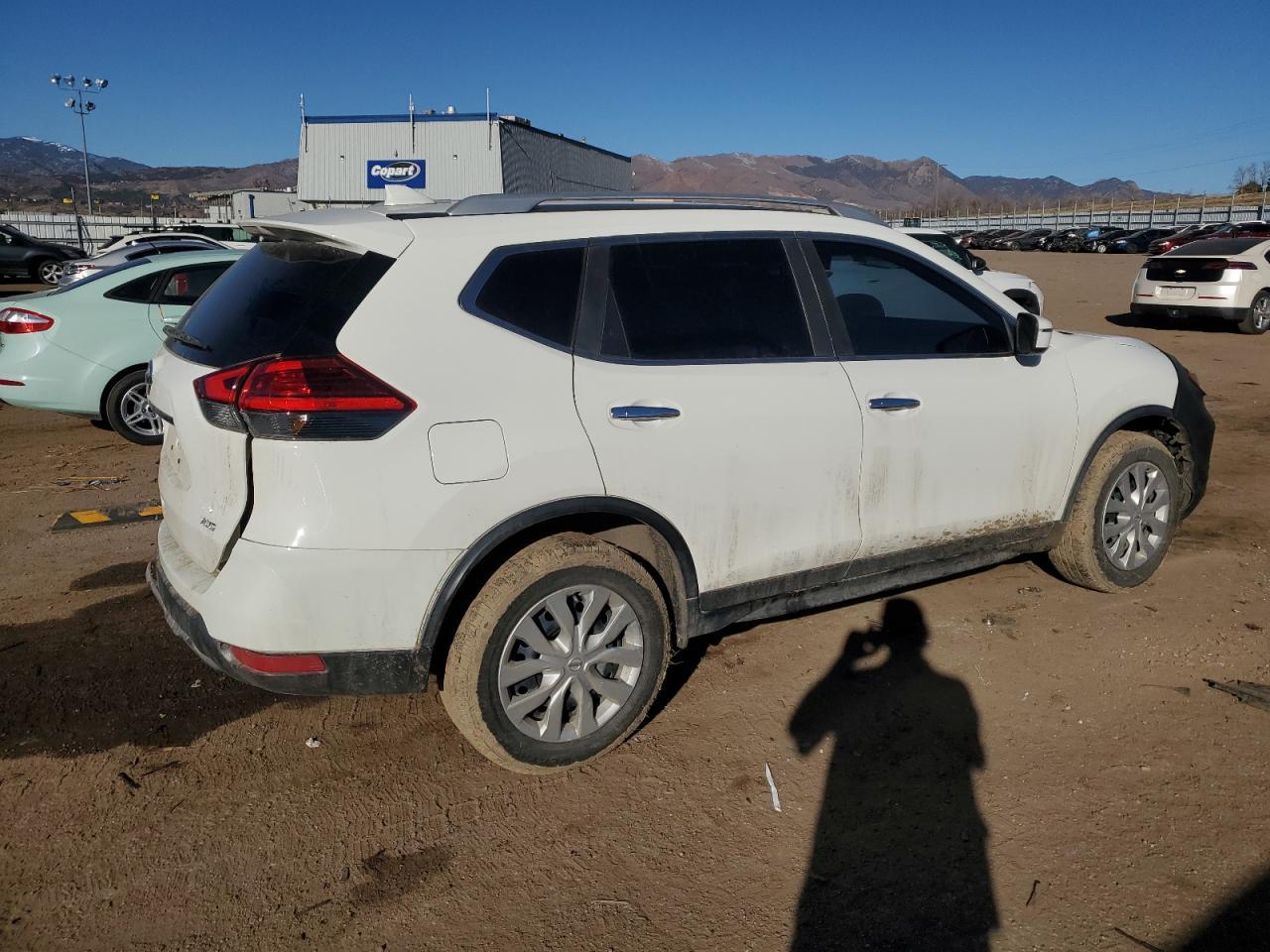 2017 NISSAN ROGUE S - Фото 3