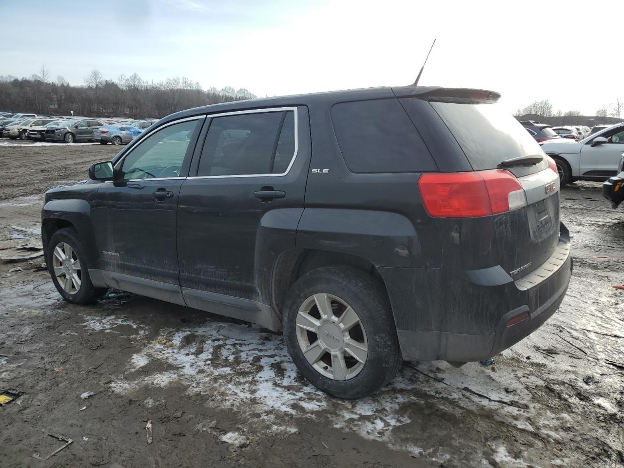 2012 GMC TERRAIN SL - Image 2