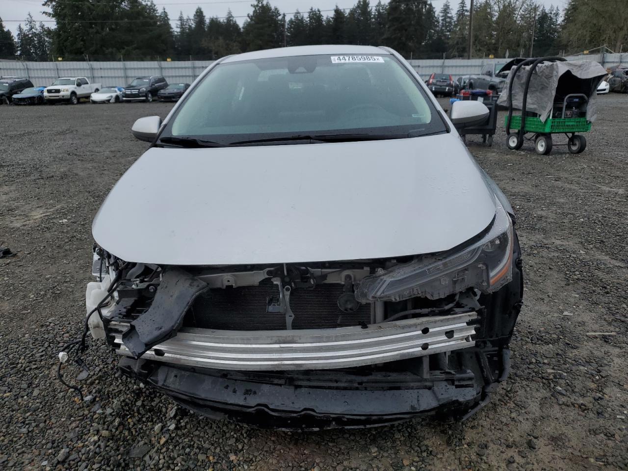 2021 TOYOTA COROLLA LE - Фото 5