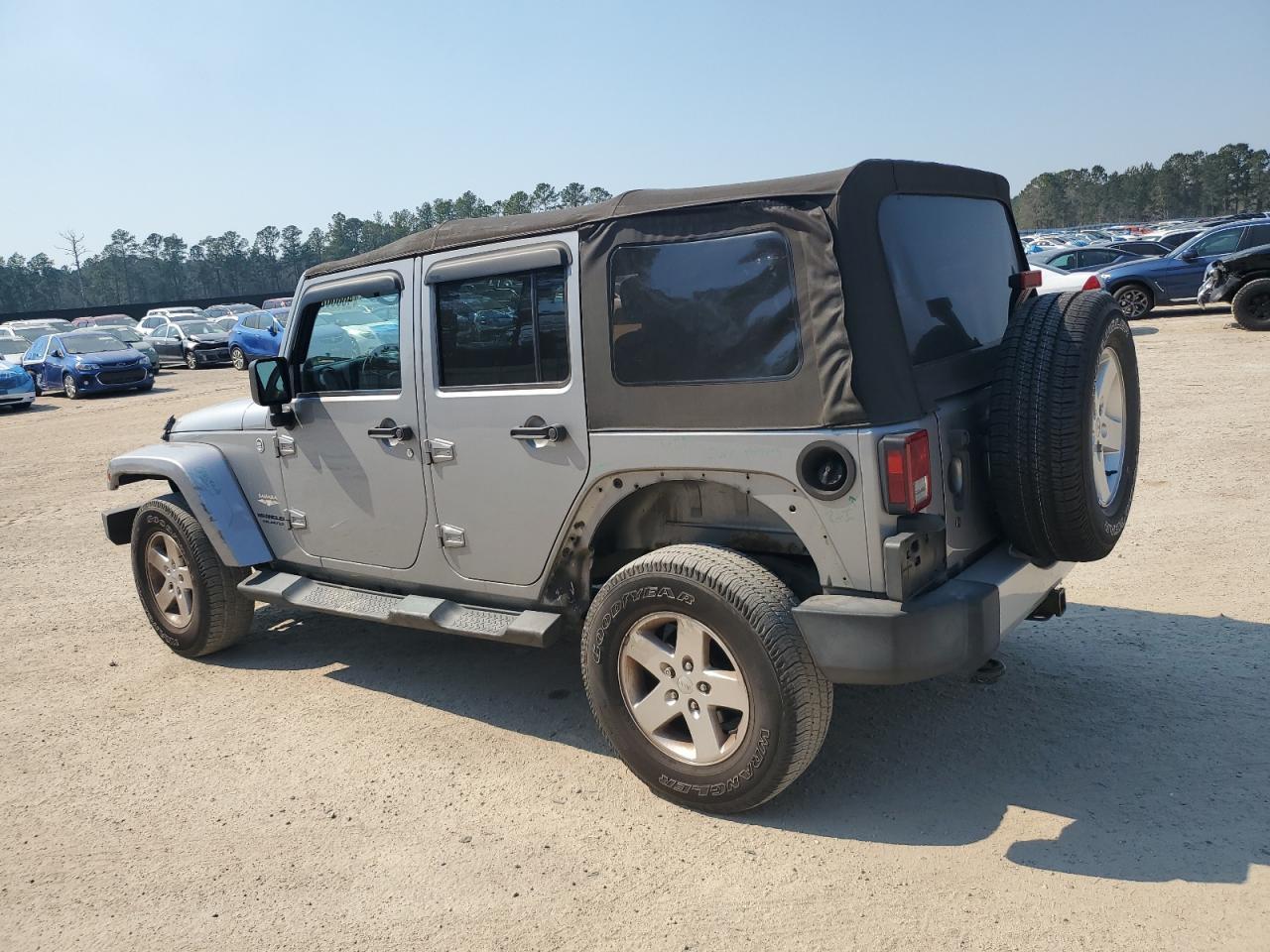 2014 JEEP WRANGLER U - Image 2