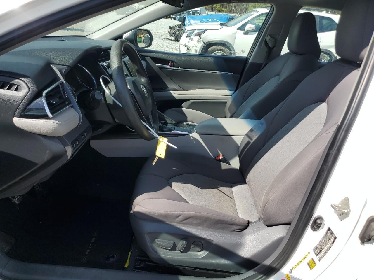 2018 TOYOTA CAMRY L - Image 7