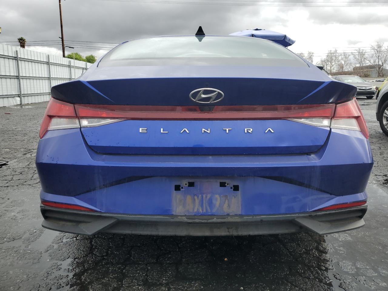 2022 HYUNDAI ELANTRA SE - Фото 6
