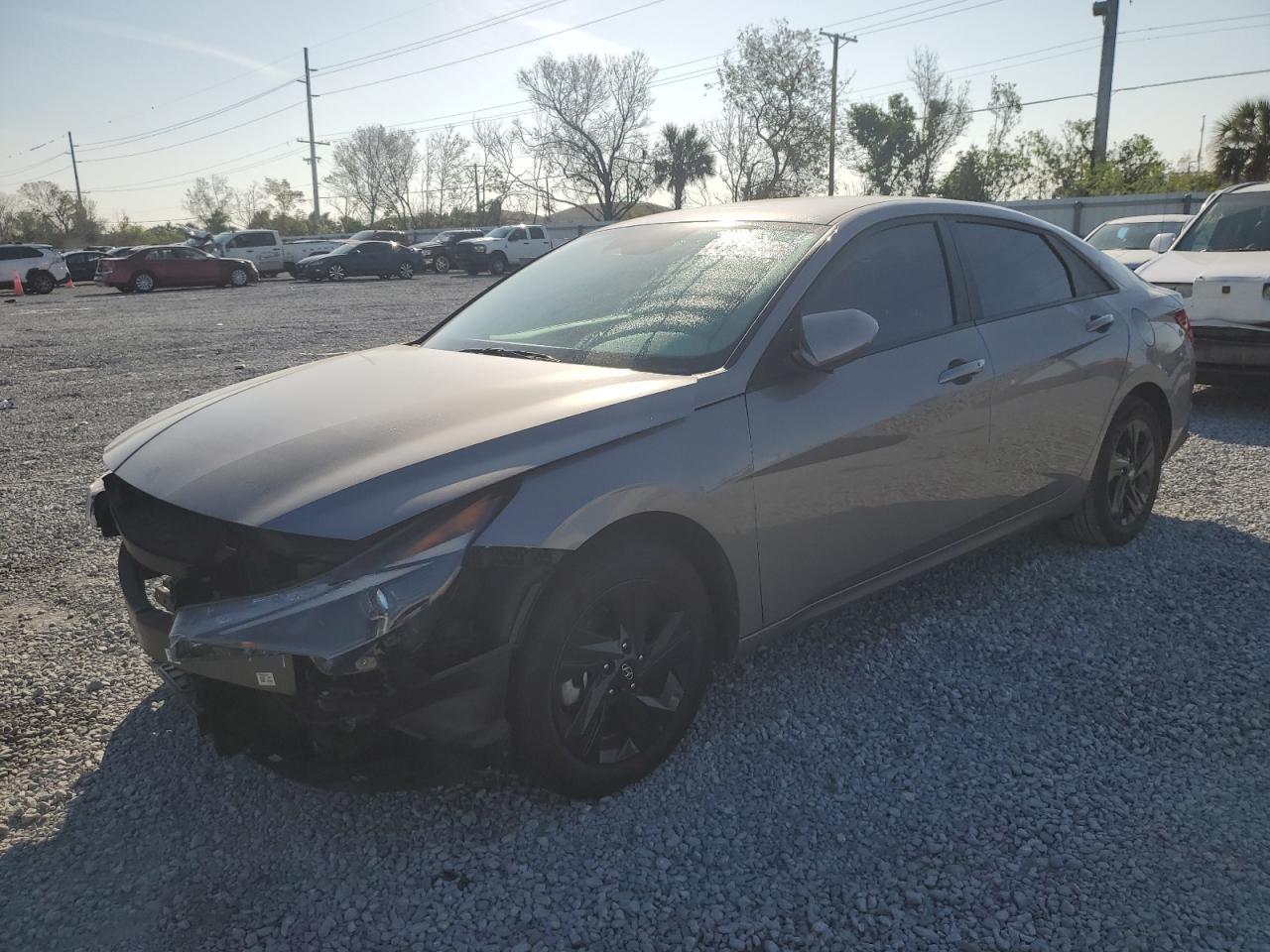 2023 HYUNDAI ELANTRA SE