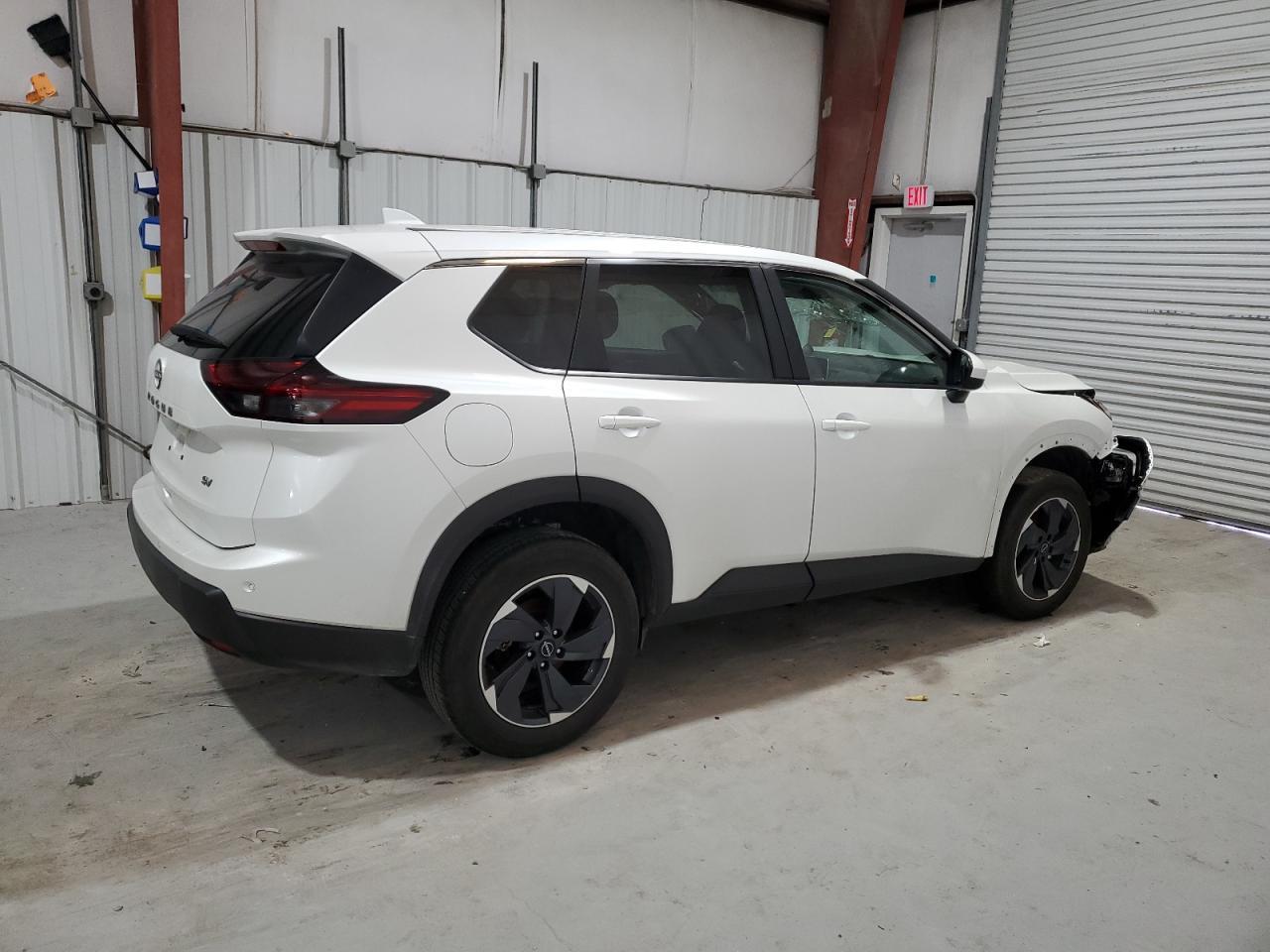 2024 NISSAN ROGUE SV - Image 3