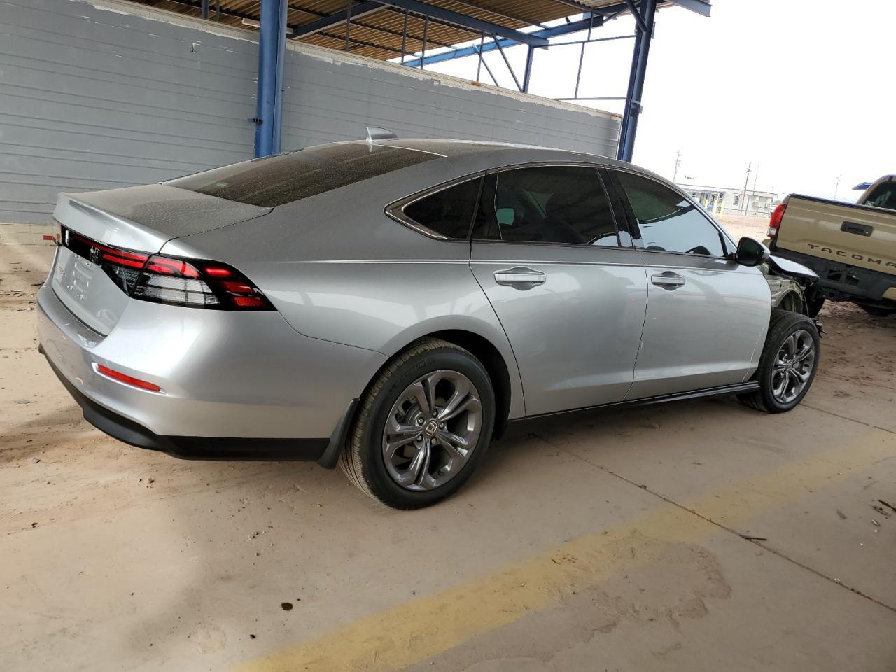 2024 HONDA ACCORD EX - Фото 3