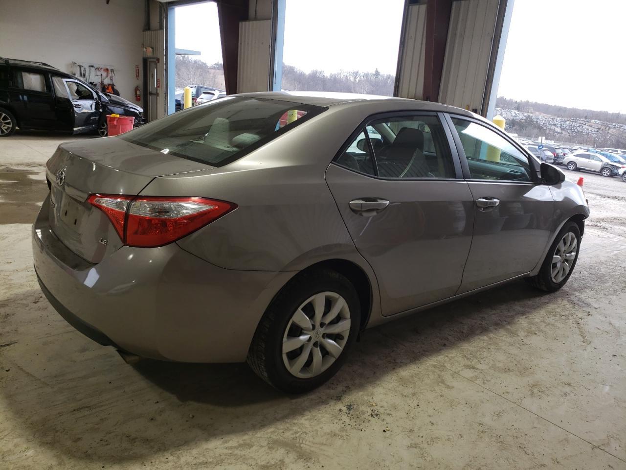 2015 TOYOTA COROLLA L - Фото 3