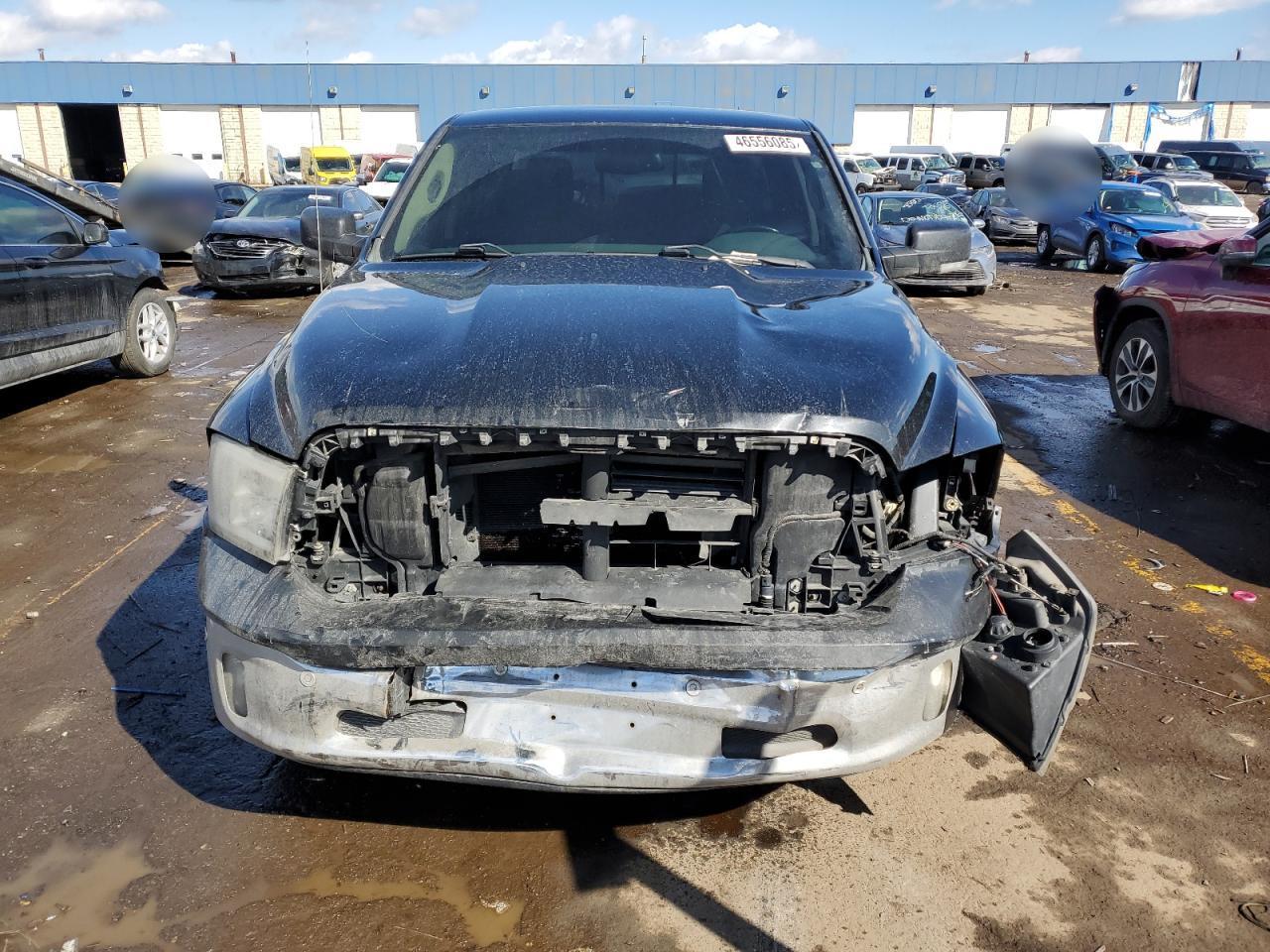 2015 RAM 1500 SLT - Image 5