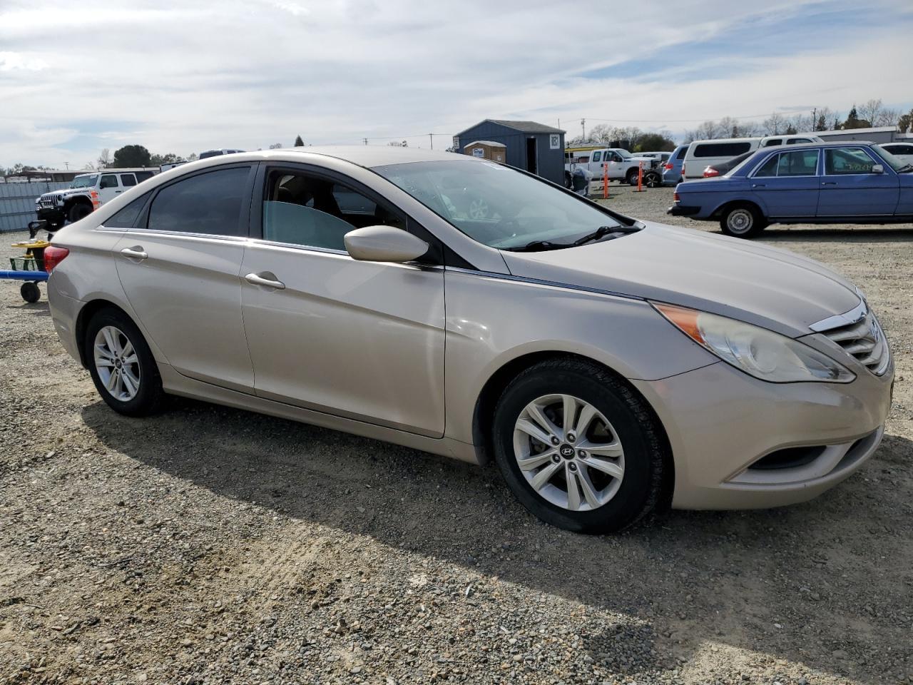 2011 HYUNDAI SONATA GLS - Image 4