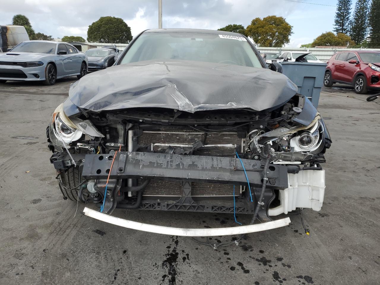 2019 INFINITI Q50 LUXE - Image 5