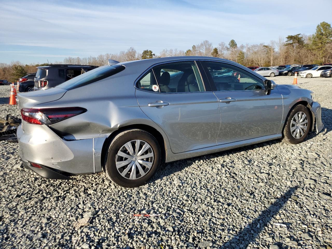 2024 TOYOTA CAMRY LE - Image 3