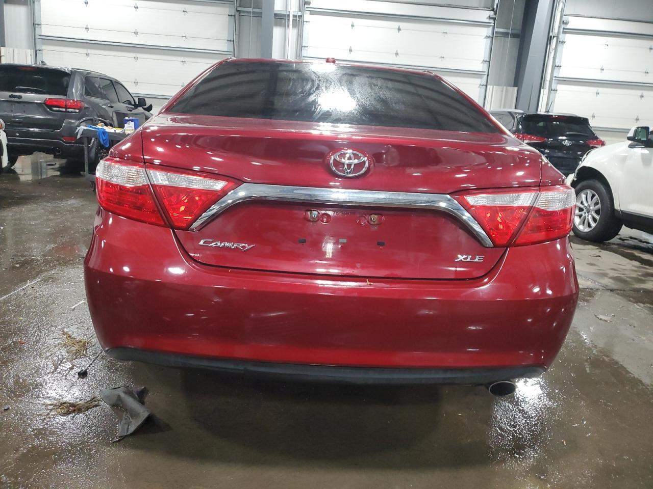 2015 TOYOTA CAMRY LE - Image 6
