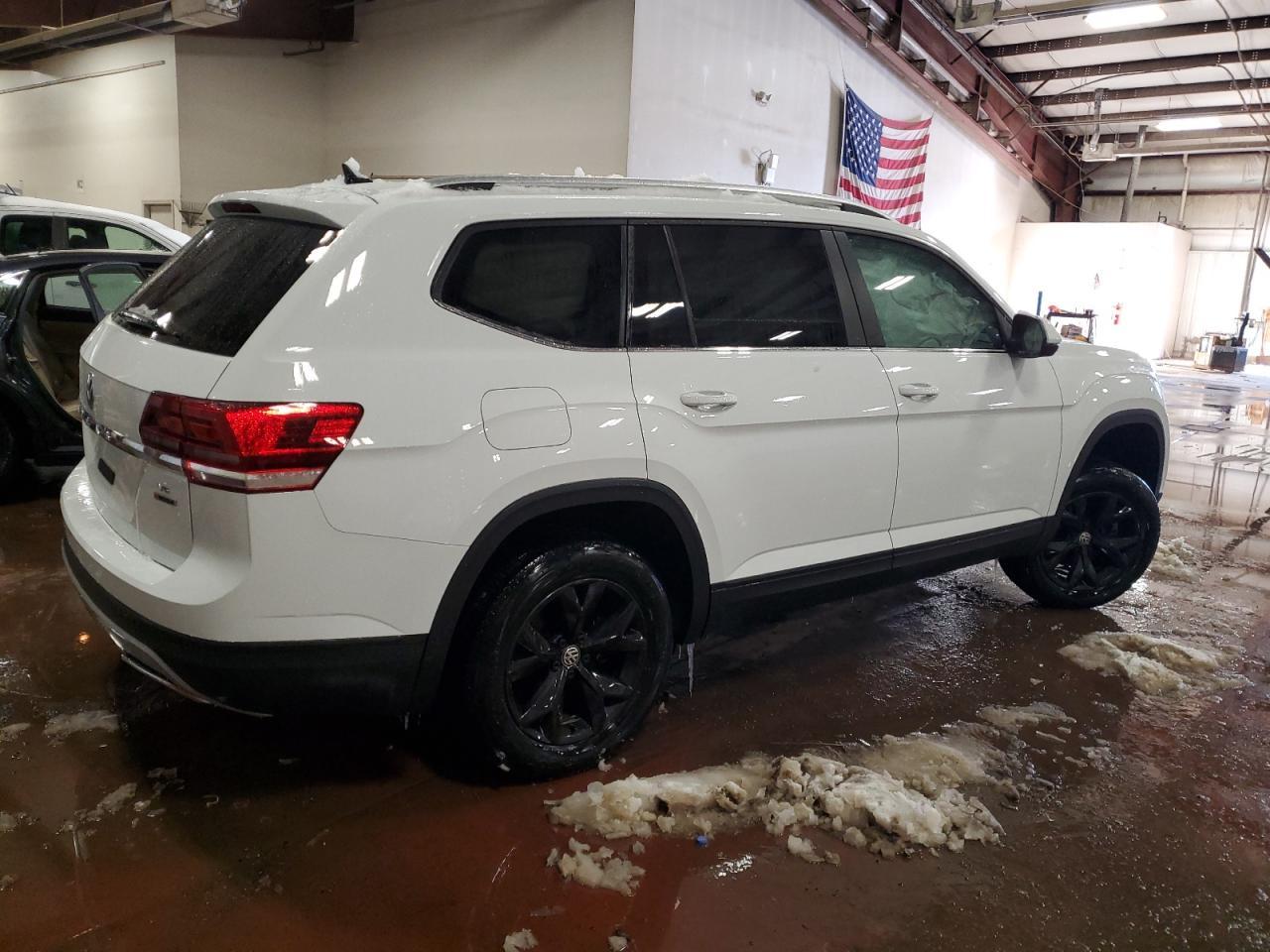 2019 VOLKSWAGEN ATLAS SE - Фото 3
