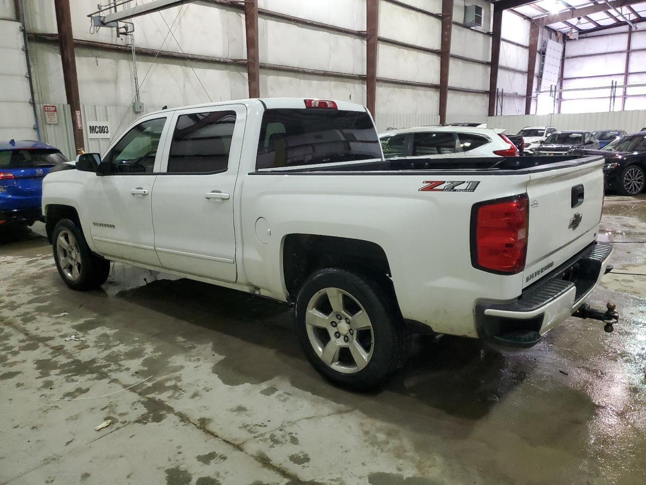 2018 CHEVROLET SILVERADO - Фото 2