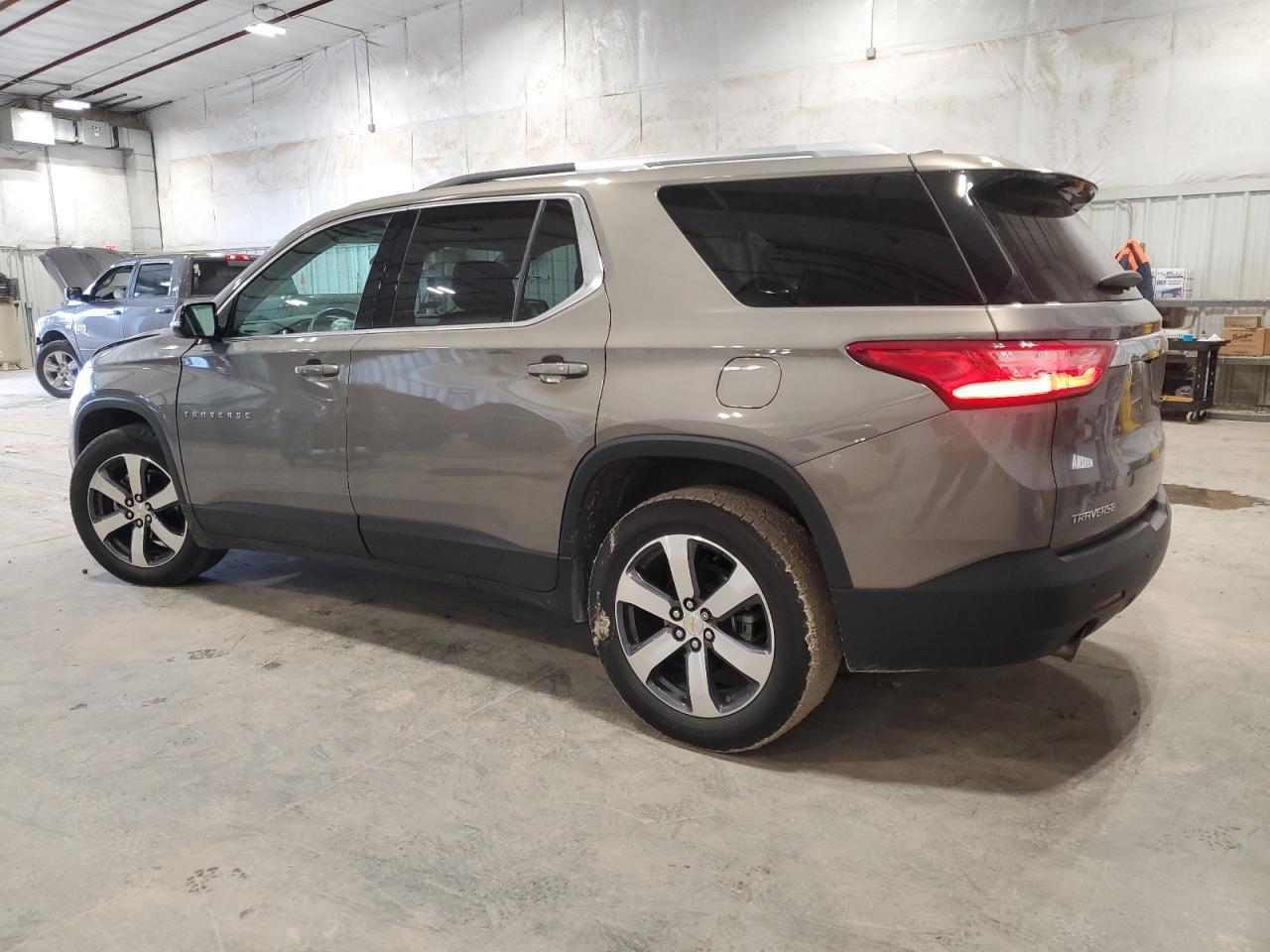 2018 CHEVROLET TRAVERSE L - Image 2