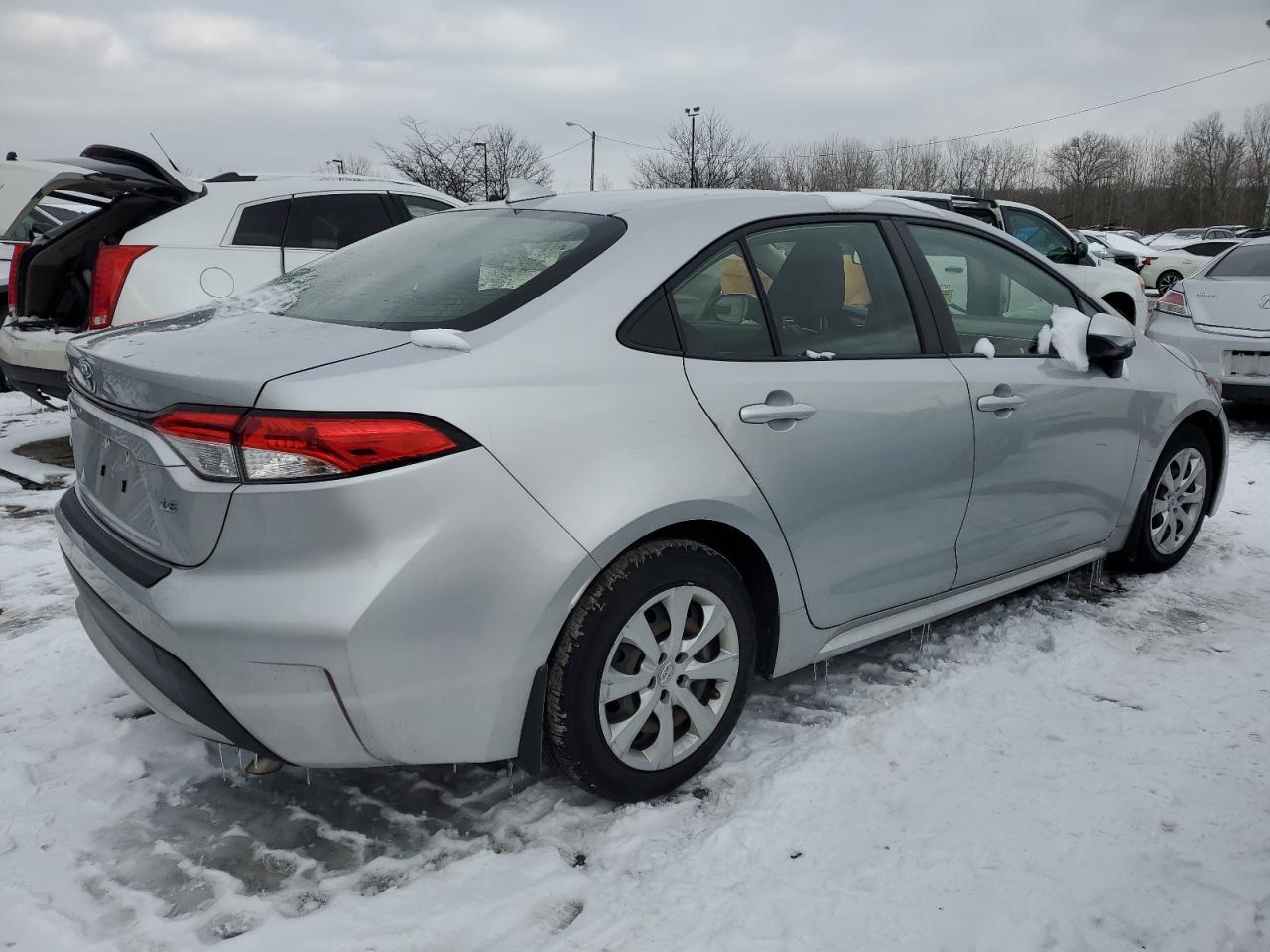 2020 TOYOTA COROLLA LE - Image 3