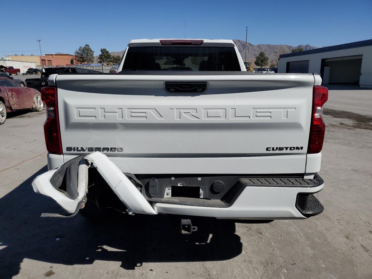 2023 CHEVROLET SILVERADO - Фото 6