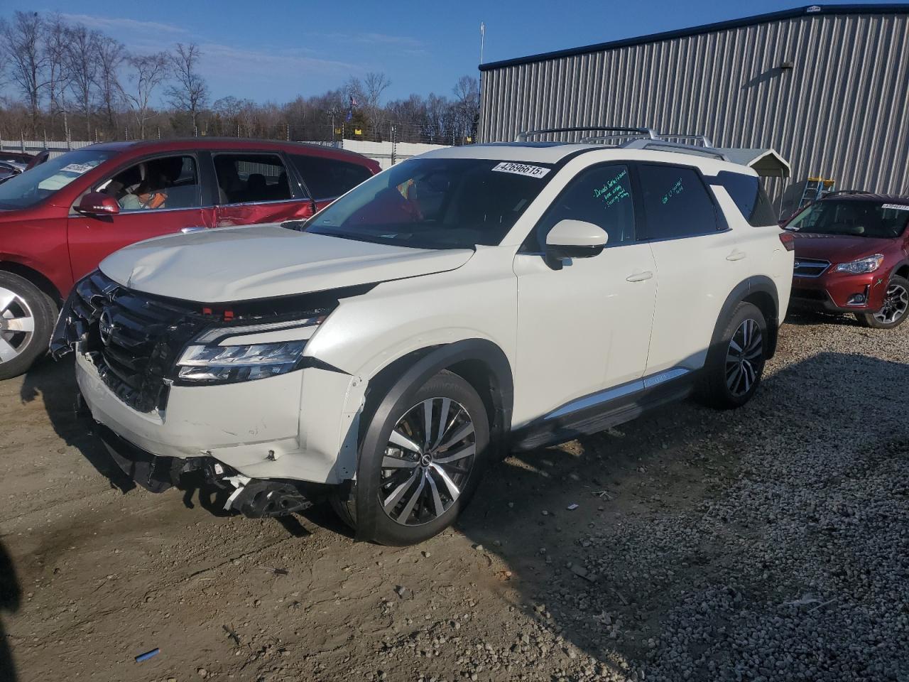 2024 NISSAN PATHFINDER