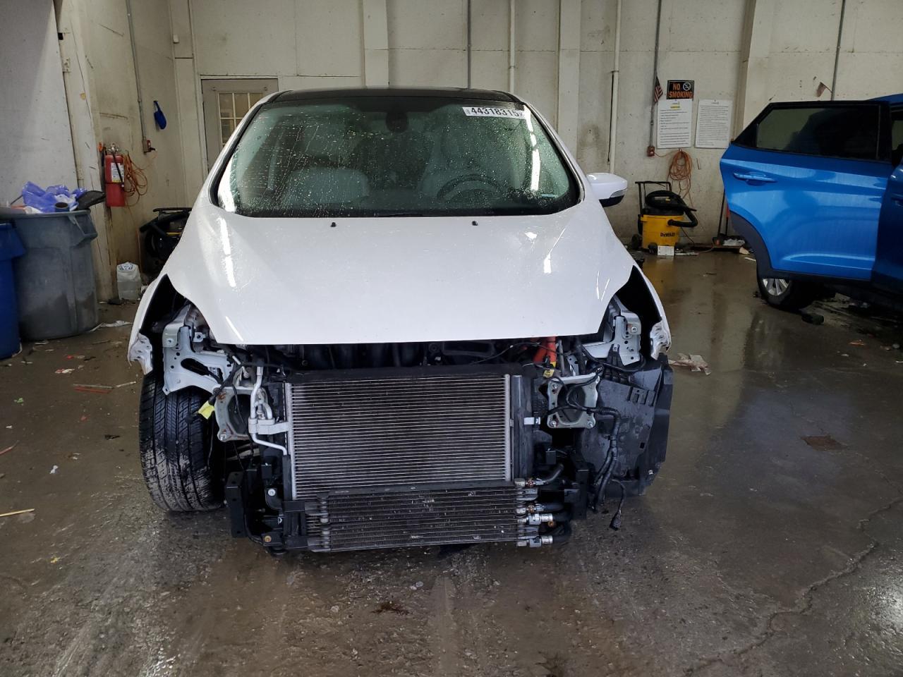 2013 FORD C-MAX SEL - Фото 5