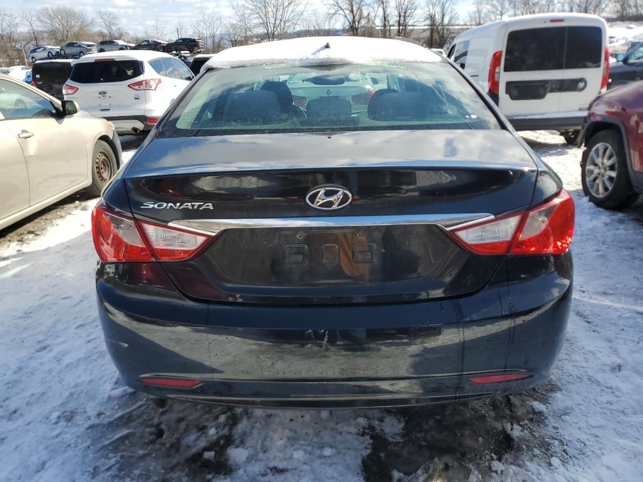 2011 HYUNDAI SONATA GLS - Image 6