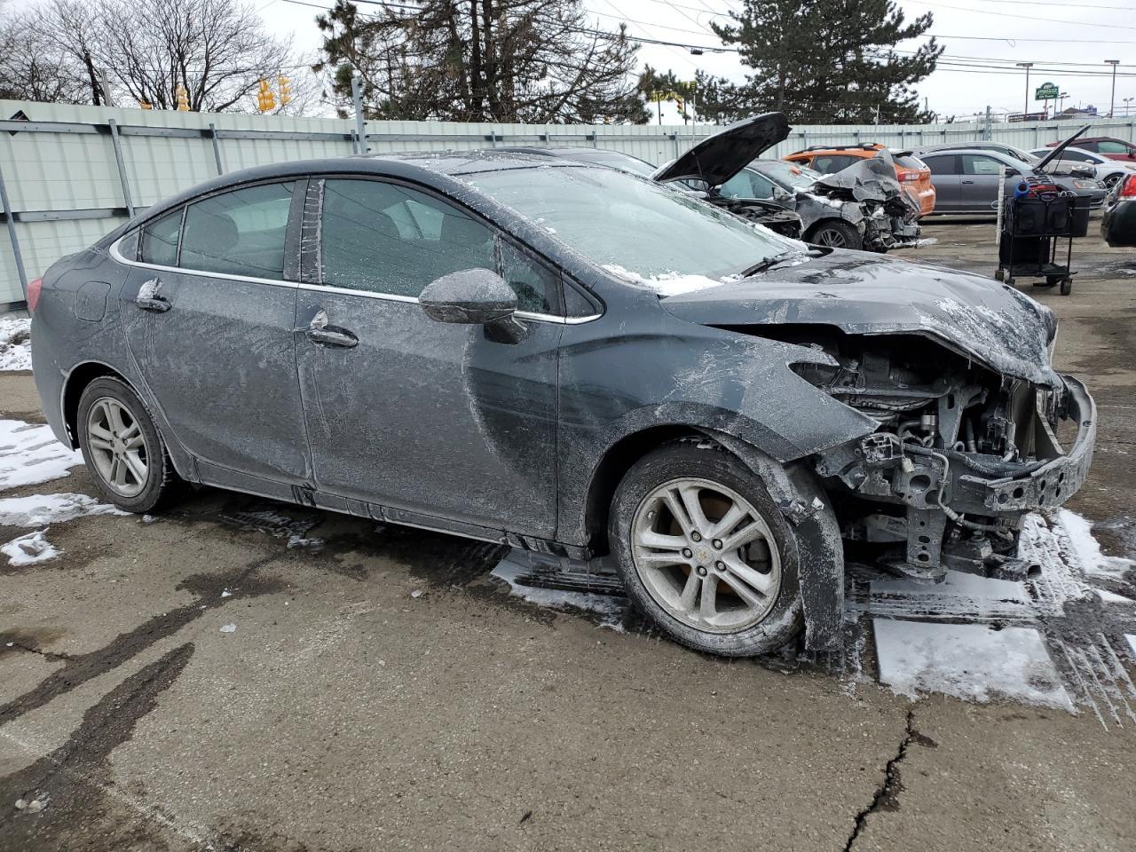 2017 CHEVROLET CRUZE LT - Фото 4