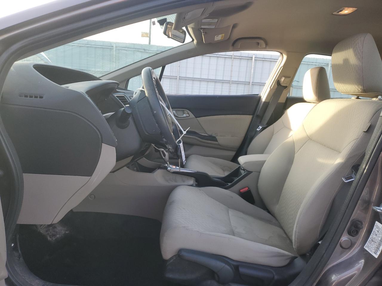 2015 HONDA CIVIC LX - Фото 7