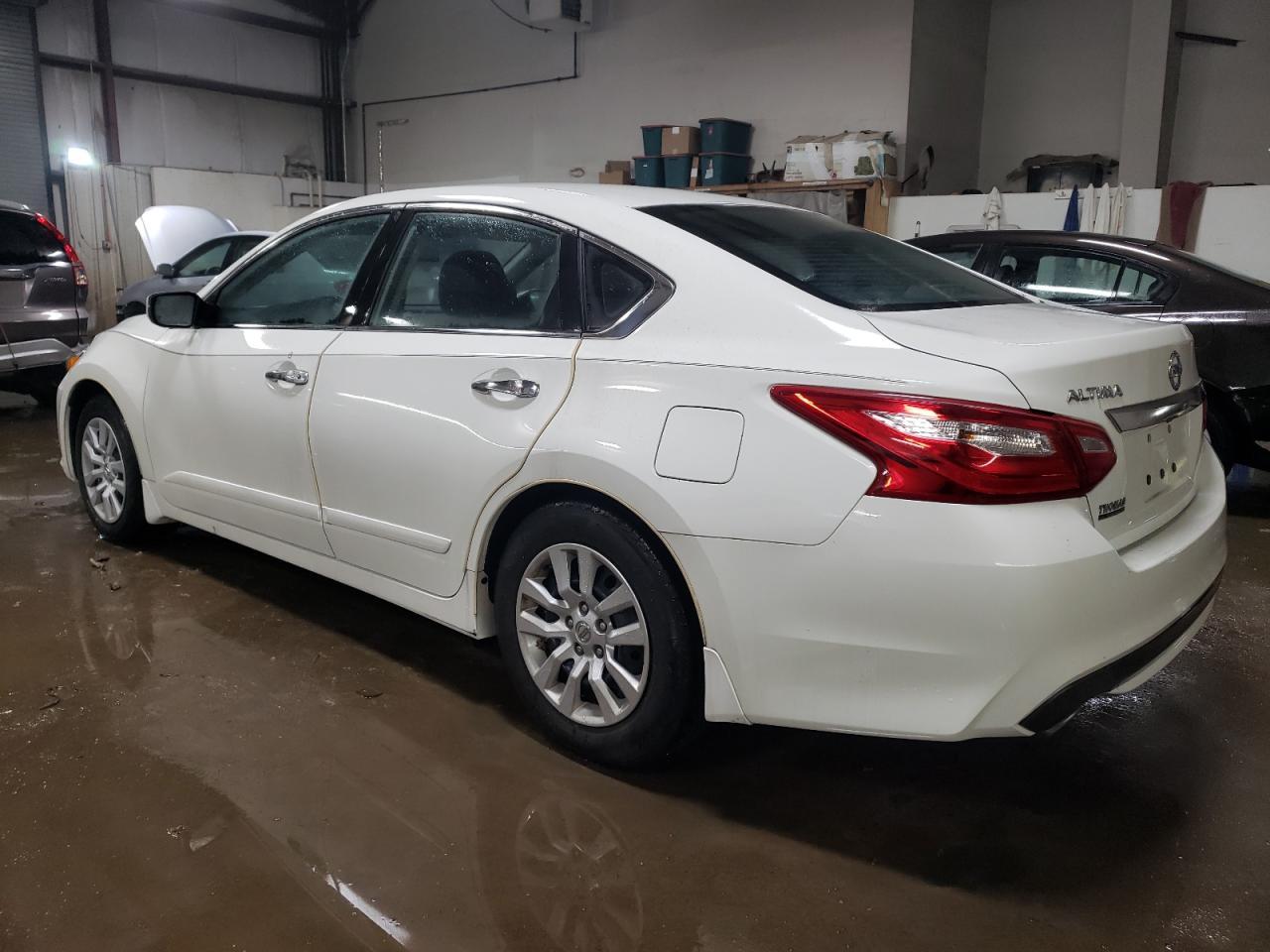 2017 NISSAN ALTIMA 2.5 - Фото 2