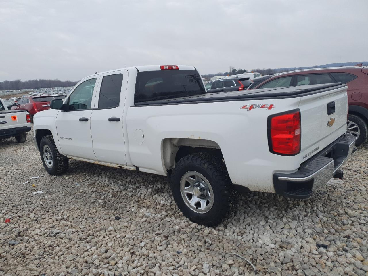 2016 CHEVROLET SILVERADO - Фото 2