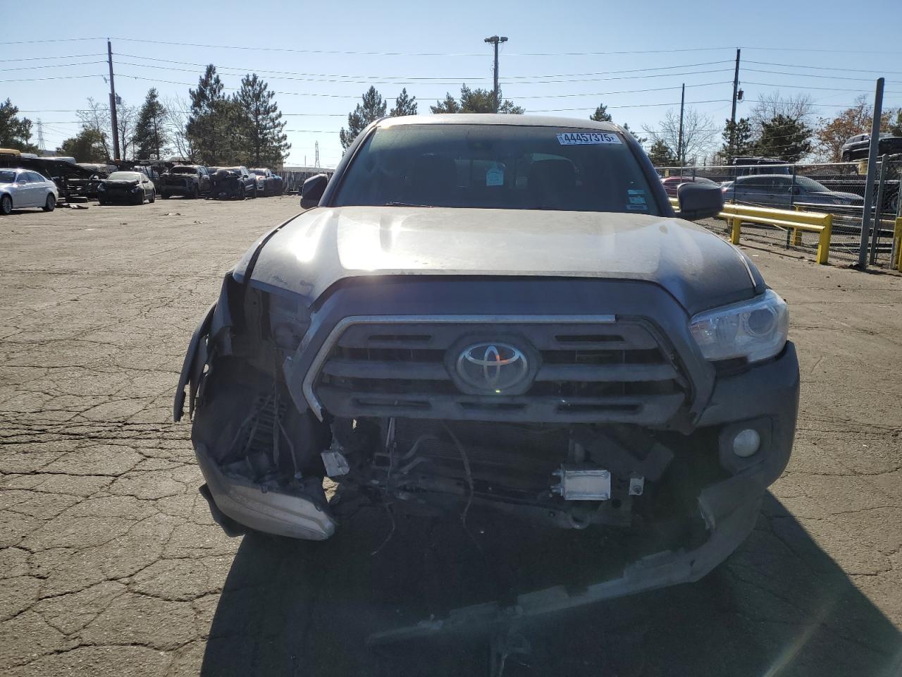 2019 TOYOTA TACOMA DOU - Фото 5