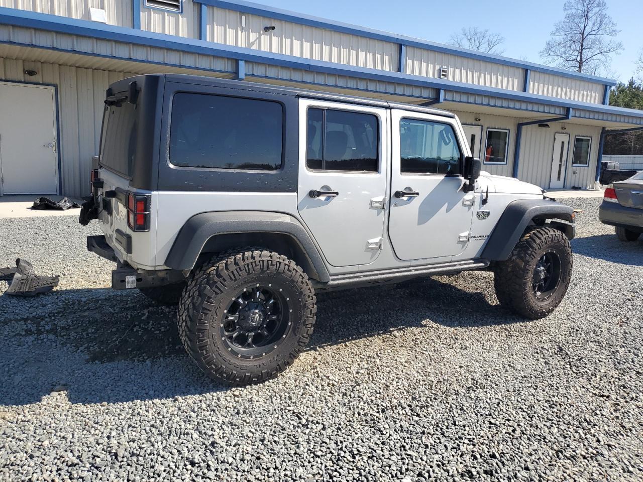 2012 JEEP WRANGLER U - Фото 3