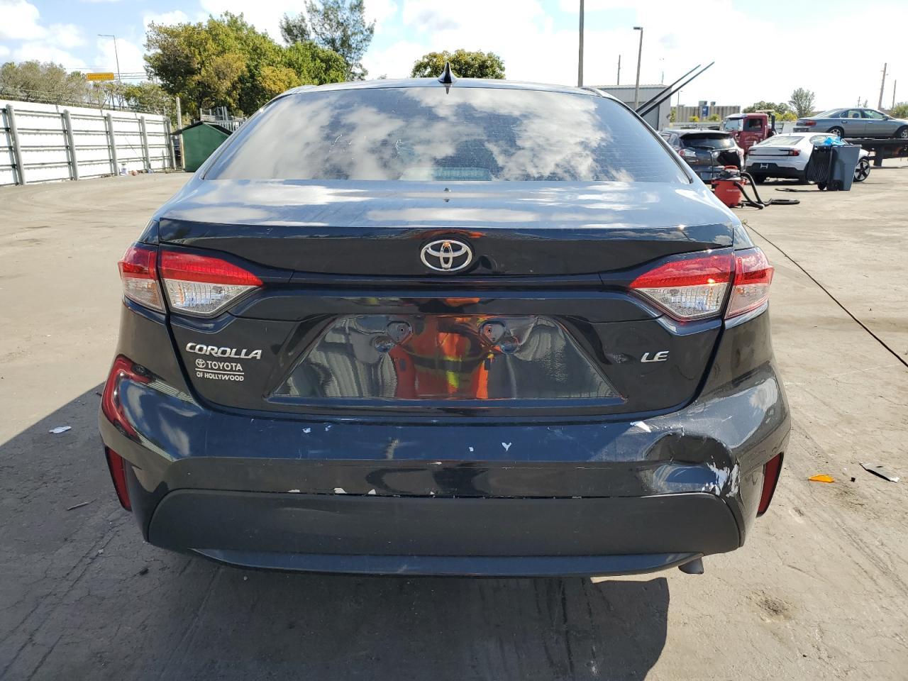 2020 TOYOTA COROLLA LE - Image 6