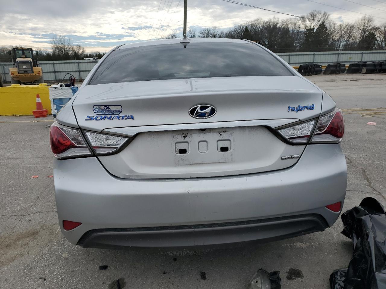 2013 HYUNDAI SONATA HYB - Фото 6