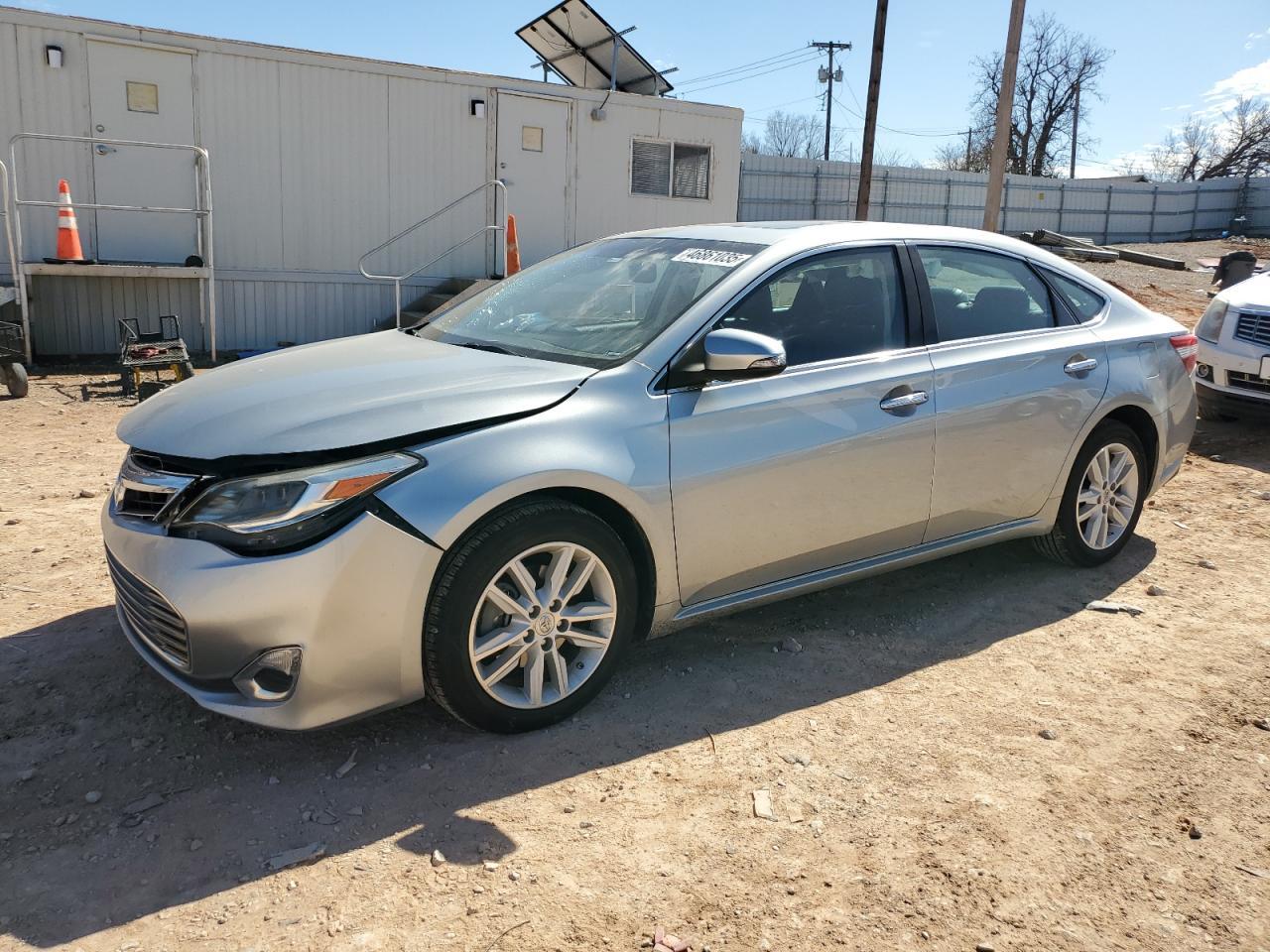 2015 TOYOTA AVALON XLE