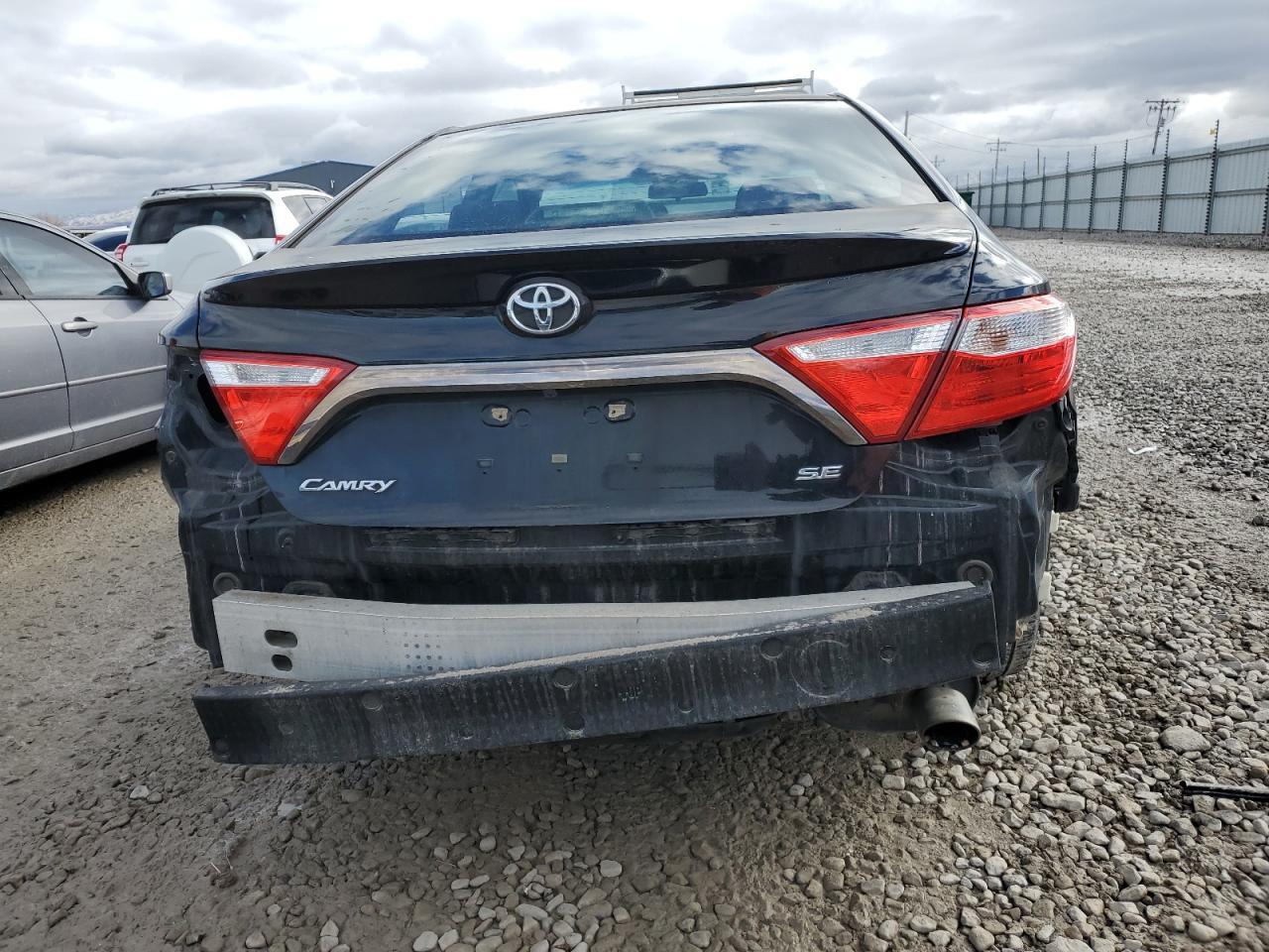 2016 TOYOTA CAMRY LE - Фото 6