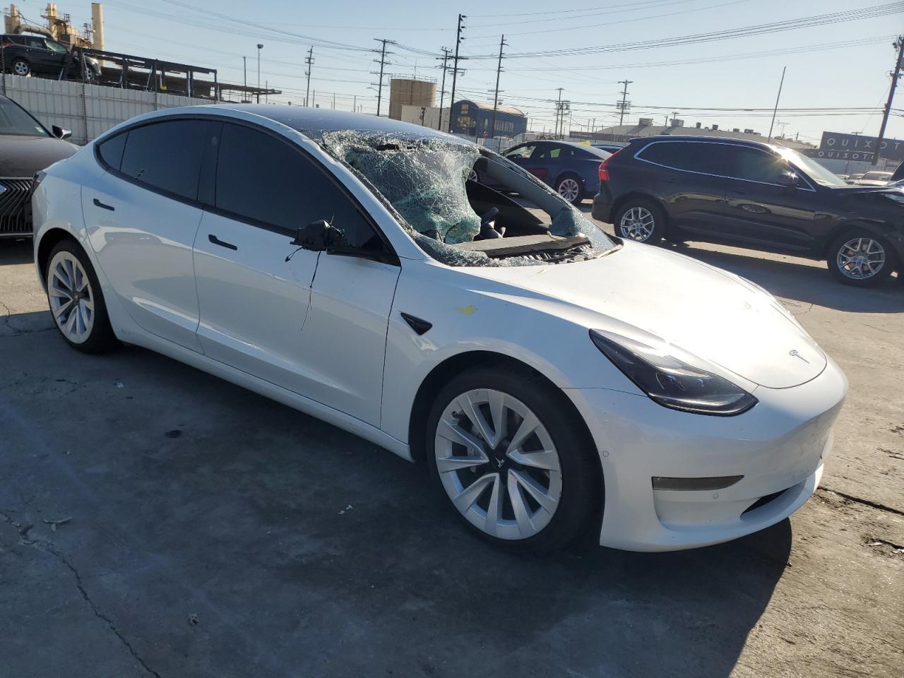 2021 TESLA MODEL 3 - Image 4