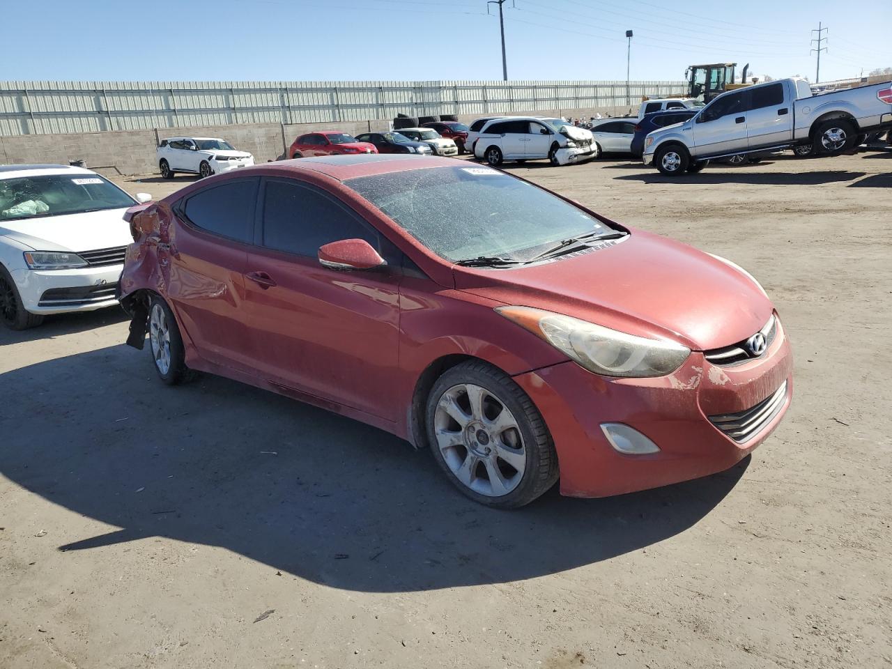 2013 HYUNDAI ELANTRA GL - Image 4