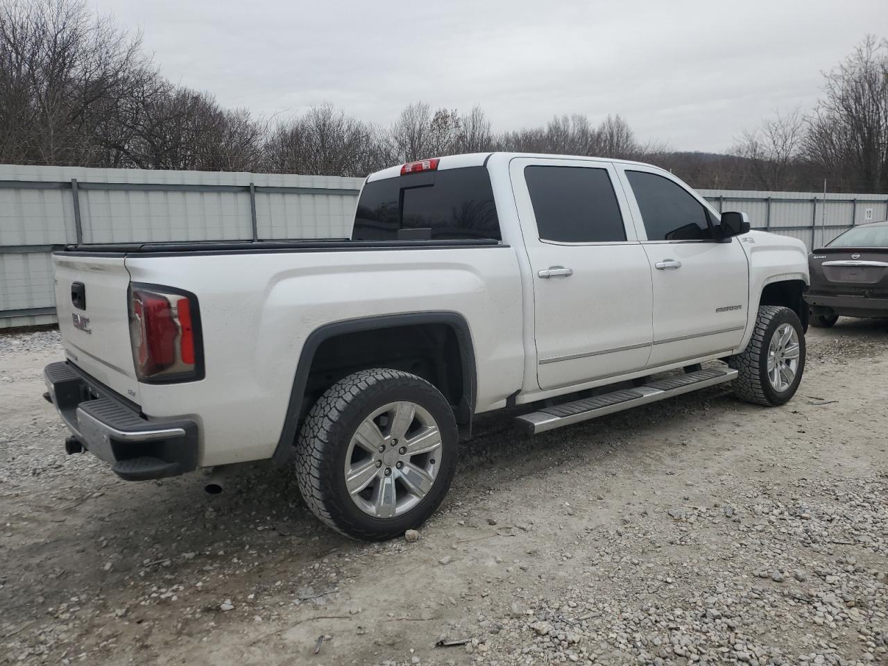 2018 GMC SIERRA K15 - Image 3