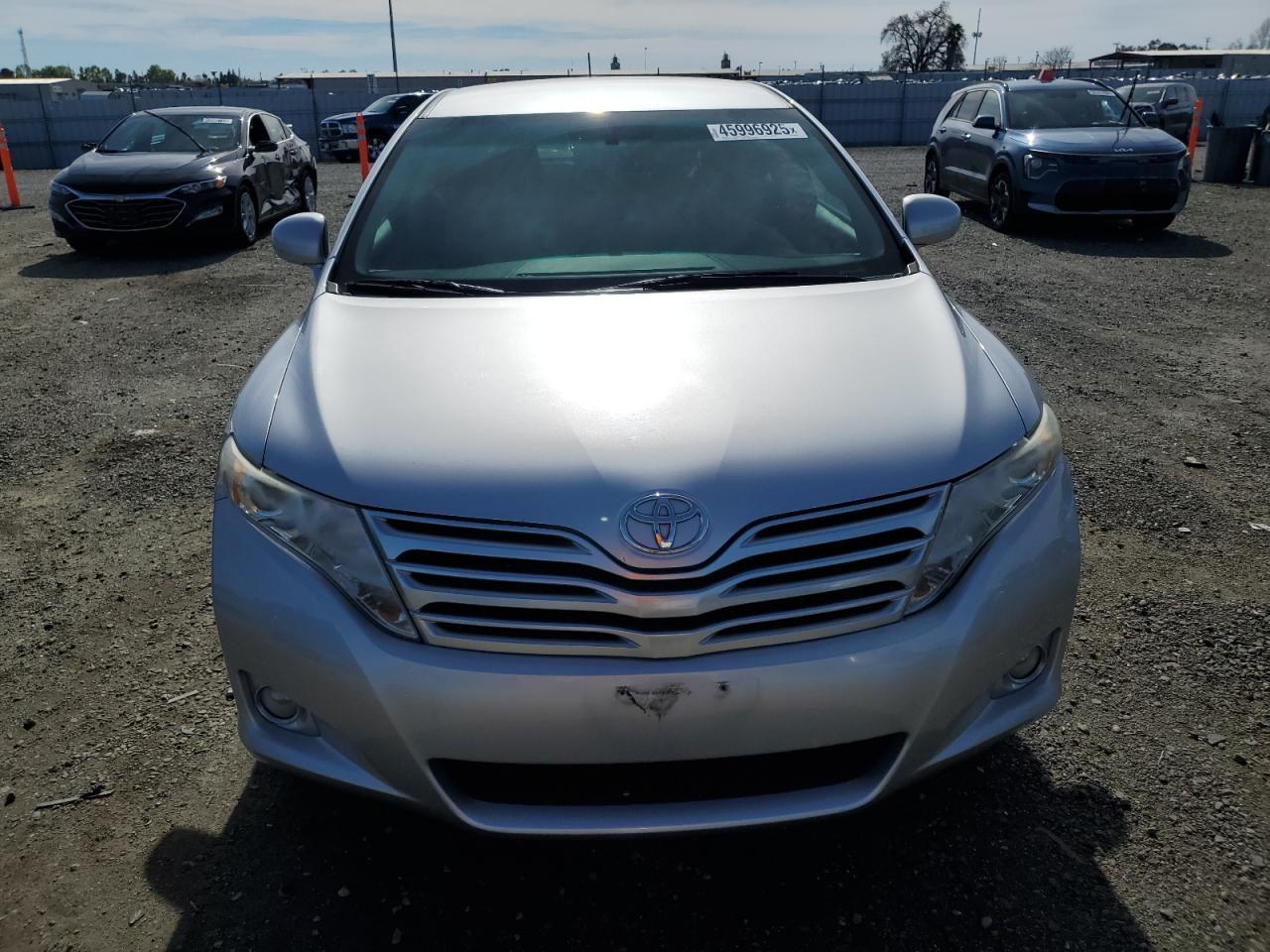 2011 TOYOTA VENZA - Фото 5