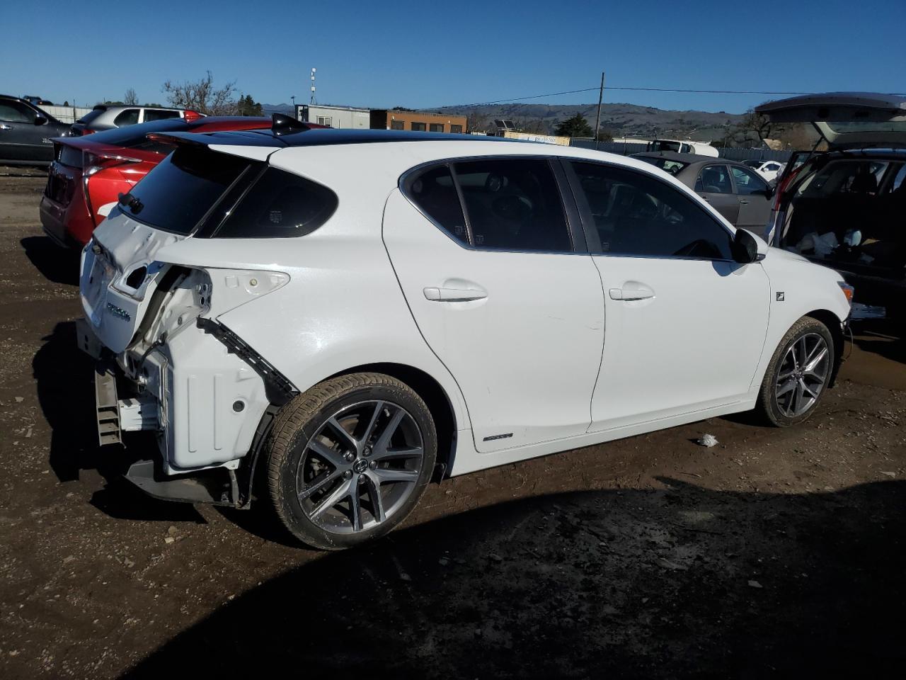 2016 LEXUS CT 200 - Фото 3