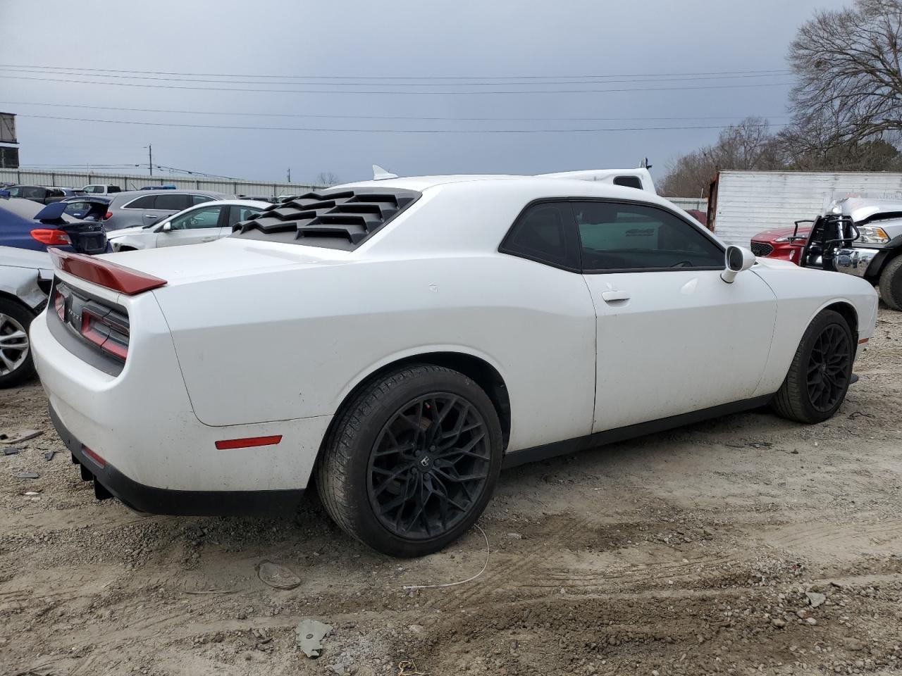 2017 DODGE CHALLENGER - Фото 3