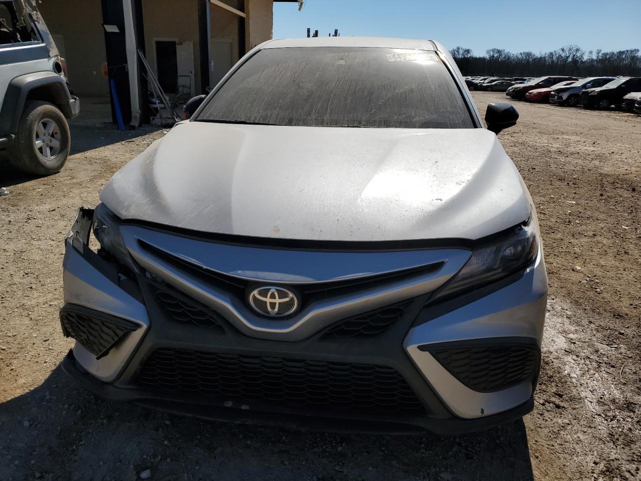 2021 TOYOTA CAMRY SE - Image 5
