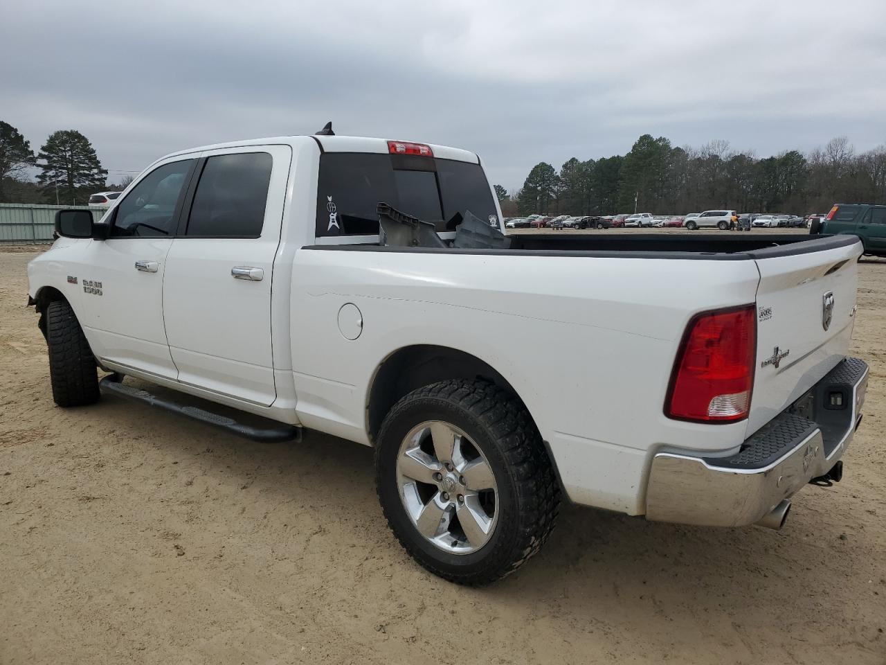 2017 RAM 1500 SLT - Image 2