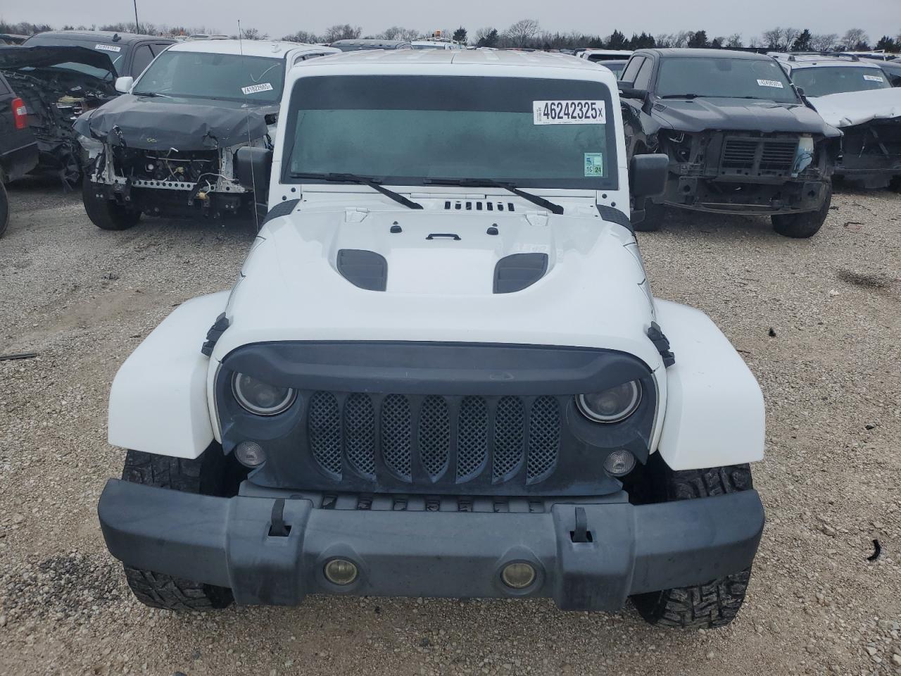 2015 JEEP WRANGLER U - Image 5