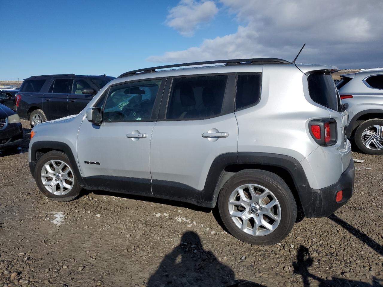 2017 JEEP RENEGADE L - Image 2