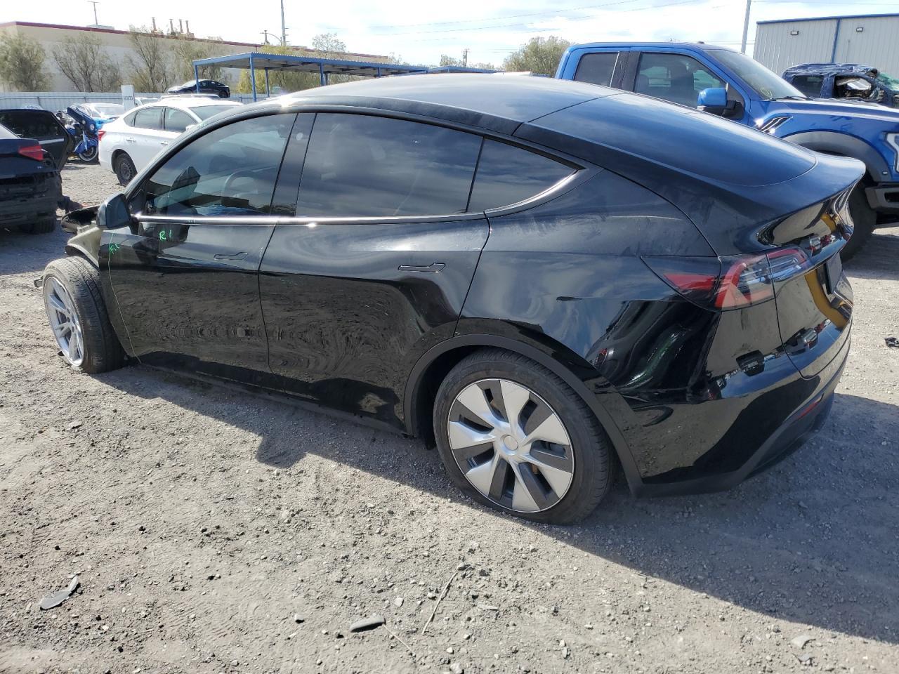 2023 TESLA MODEL Y - Image 2