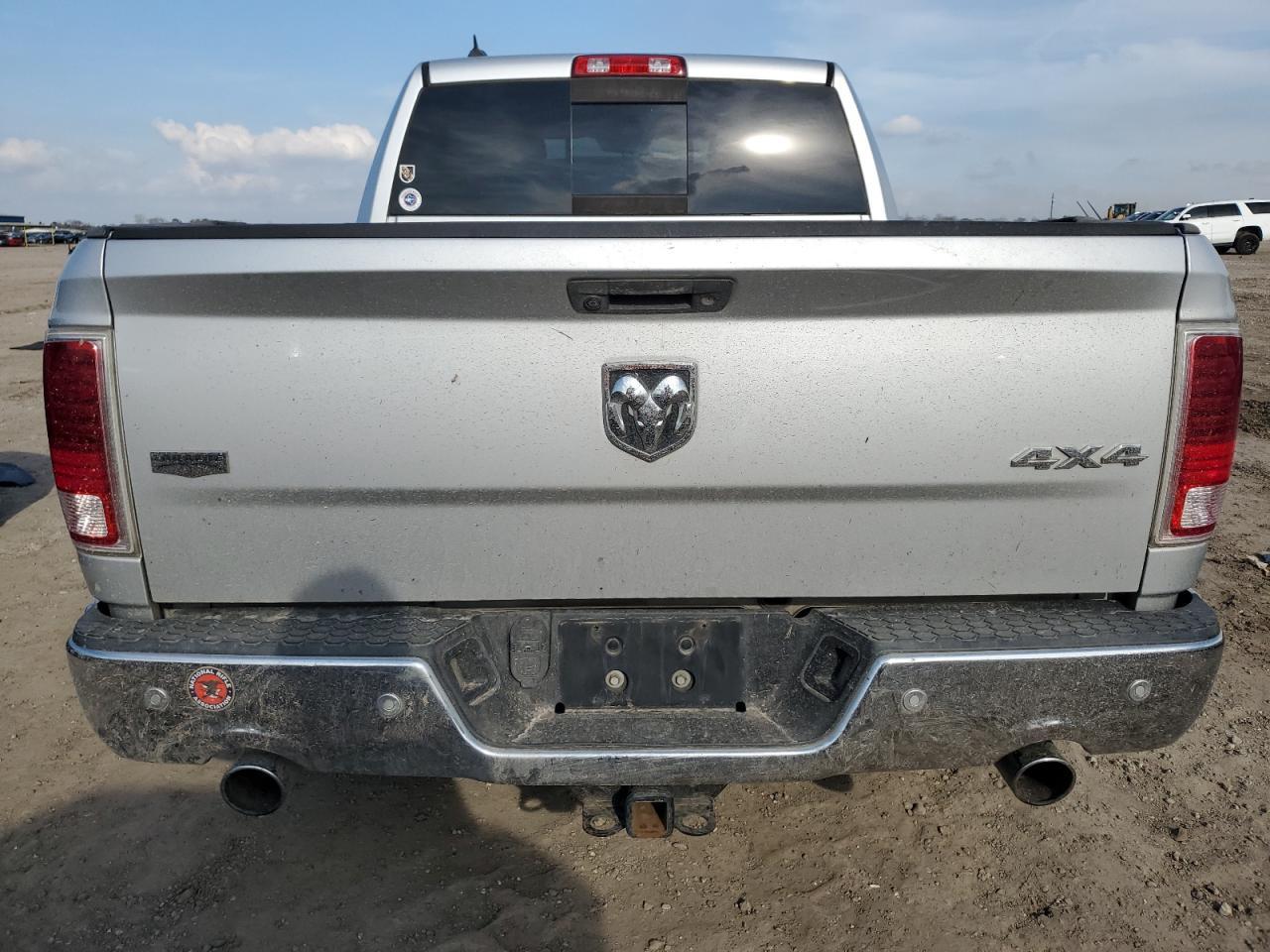 2015 RAM 1500 LARAM - Image 6