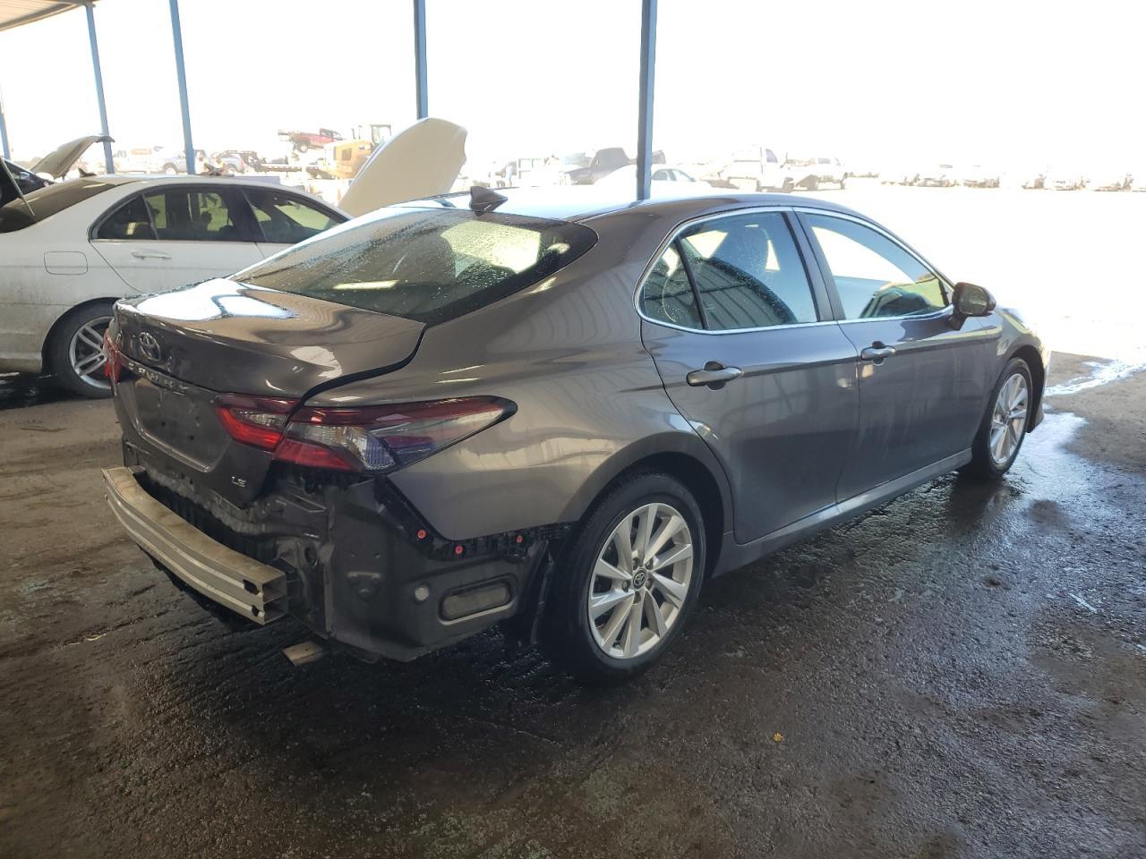 2024 TOYOTA CAMRY LE - Фото 3