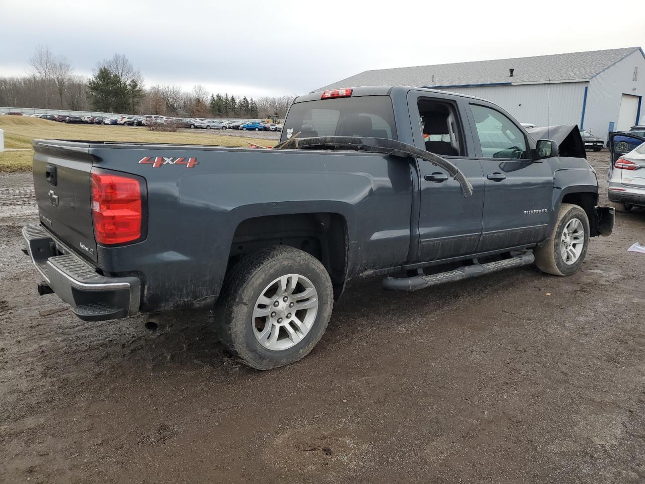 2019 CHEVROLET SILVERADO - Фото 3